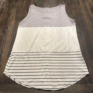 🟤 WOMENS TANK TOP SIZE SMALL